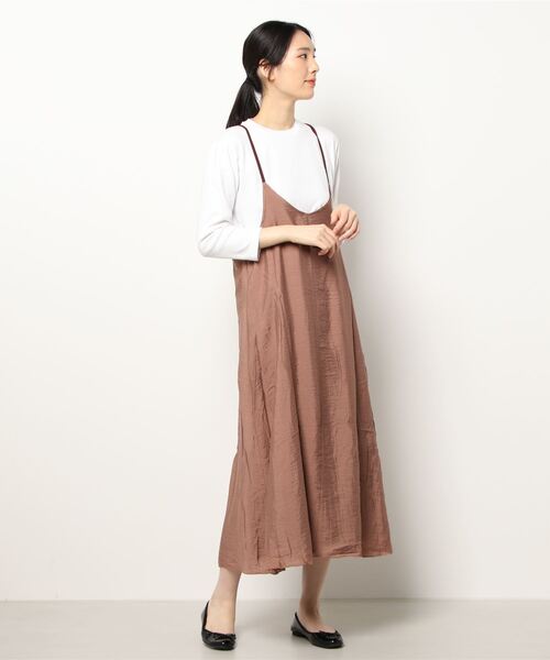 Lugnoncure(ルノンキュール)の「リバーシブルキャミソールワンピース(ワンピース・レディース・ブラック/グリーン/ボルドー・フリ-)」の4枚目の写真