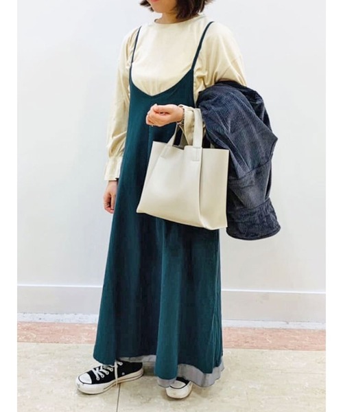 Lugnoncure(ルノンキュール)の「リバーシブルキャミソールワンピース(ワンピース・レディース・ブラック/グリーン/ボルドー・フリ-)」の2枚目の写真