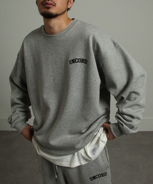 UNCORD(アンコード)の「【UNCORD】90's EMBROIDERY LOGO SWEAT / ビッグシルエット カレッジ アーチロゴ ロゴ刺繍 スウェット 【12oz】(スウェット・メンズ・ブラック/ネイビー/カーキ/オートミール/杢グレー/グレイッシュベージュ・MEDIUM/LARGE/X-LARGE)」の12枚目の写真