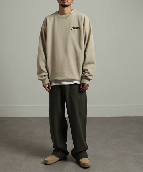UNCORD(アンコード)の「【UNCORD】90's EMBROIDERY LOGO SWEAT / ビッグシルエット カレッジ アーチロゴ ロゴ刺繍 スウェット 【12oz】(スウェット・メンズ・ブラック/ネイビー/カーキ/オートミール/杢グレー/グレイッシュベージュ・MEDIUM/LARGE/X-LARGE)」の18枚目の写真