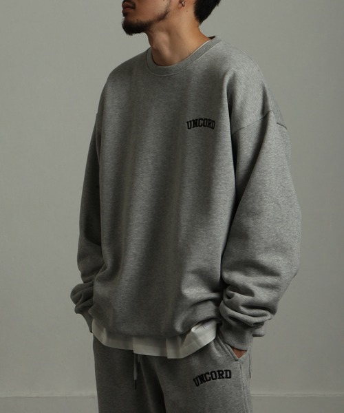 UNCORD(アンコード)の「【UNCORD】90's EMBROIDERY LOGO SWEAT / ビッグシルエット カレッジ アーチロゴ ロゴ刺繍 スウェット 【12oz】(スウェット・メンズ・ブラック/ネイビー/カーキ/オートミール/杢グレー/グレイッシュベージュ・MEDIUM/LARGE/X-LARGE)」の10枚目の写真
