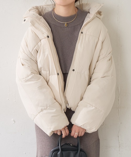 DISCOAT(ディスコート)の「【WEB限定】ボリュームフェイクダウン(ブルゾン・レディース・ブラック/アイボリー/モカ・FREE)」の5枚目の写真