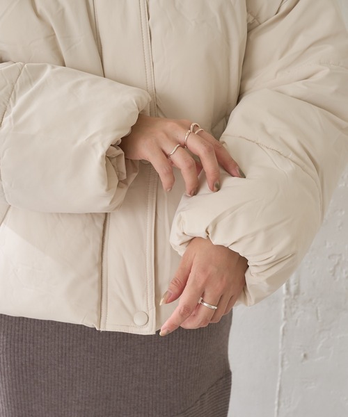 DISCOAT(ディスコート)の「【WEB限定】ボリュームフェイクダウン(ブルゾン・レディース・ブラック/アイボリー/モカ・FREE)」の14枚目の写真