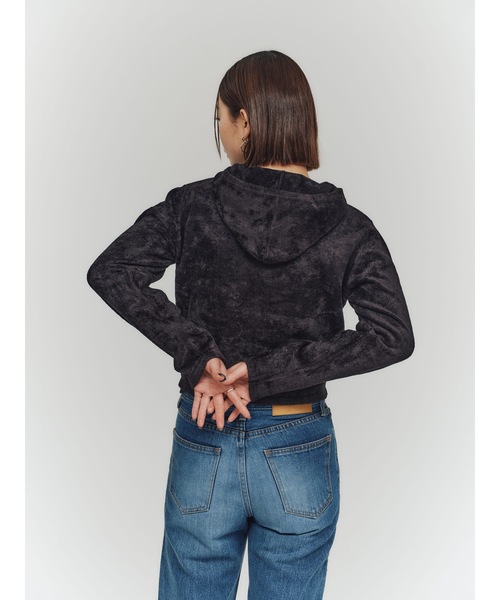 Vicente（ヴィセンテ）の「Fluffy short hoodie（パーカー・レディース・ブラック/グレー・FREE）」の5枚目の写真