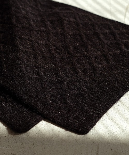 Bab（バブ）の「ケーブルニットマフラー（マフラー・レディース・ブラック/ベージュ/グレー/アイボリー/キャメル・ONESIZE）」の16枚目の写真