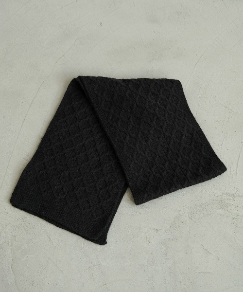 Bab（バブ）の「ケーブルニットマフラー（マフラー・レディース・ブラック/ベージュ/グレー/アイボリー/キャメル・ONESIZE）」の17枚目の写真