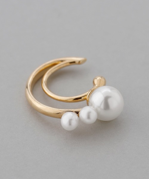ANEMONE（アネモネ）の「連なりパールイヤーカフ[2個セット]（イヤーカフ・レディース・ゴールド/シルバー・FREE）」の5枚目の写真