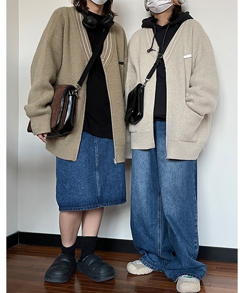 MASONPRINCE(メイソンプリンス)の「【MASONPRINCE】Oversized one-point logo ZIP cardigan MY2024(カーディガン/ボレロ・メンズ・ブラック/ブルー/グリーン/アイボリー/グレー・M/L/S)」の6枚目の写真
