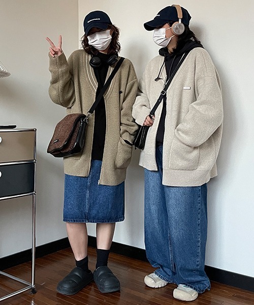 MASONPRINCE(メイソンプリンス)の「【MASONPRINCE】Oversized one-point logo ZIP cardigan MY2024(カーディガン/ボレロ・メンズ・ブラック/ブルー/グリーン/アイボリー/グレー・M/L/S)」の19枚目の写真