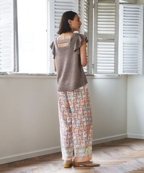 GRACE CLASS(グレースクラス)の「キカプリントイージーパンツ(その他パンツ・レディース・ベージュ/ネイビー・36)」の4枚目の写真