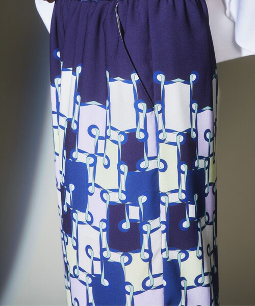 GRACE CLASS(グレースクラス)の「キカプリントイージーパンツ(その他パンツ・レディース・ベージュ/ネイビー・36)」の7枚目の写真