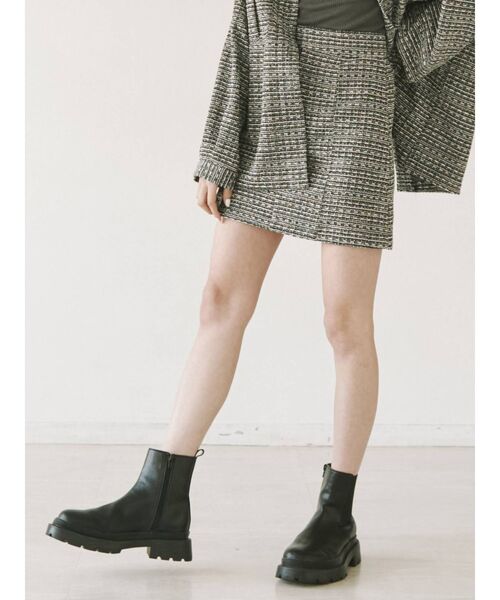 MURUA(ムルーア)の「ツイードミニスカート【セットアップ着用可能】(スカート・レディース・ブラック/ベージュ・1/2)」の17枚目の写真