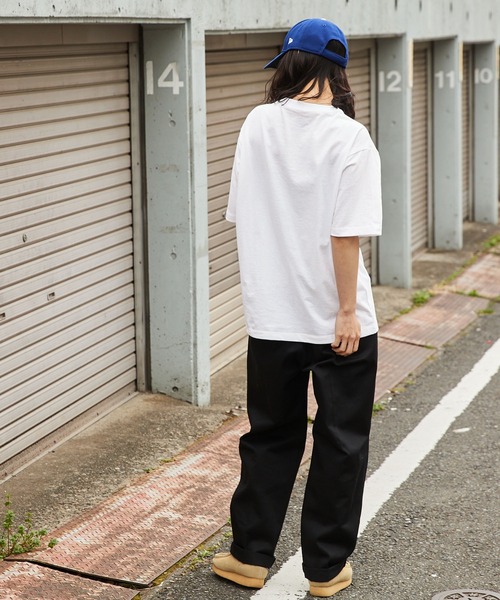 Dickies(ディッキーズ)の「Dickies/ディッキーズ ビックシルエットワッペンレギュラーコットン半袖Tシャツ(Tシャツ/カットソー・レディース・ホワイト/ブラック/ピンク/ブルー/ホワイト系その他/チャコール/ホワイト系その他2/ホワイト系・M/L)」の21枚目の写真