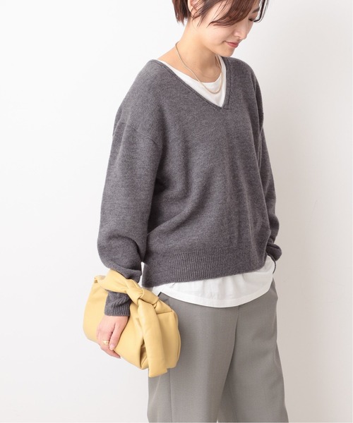 IENA（イエナ）の「ウールVネックプルオーバー◆（ニット/セーター・レディース・ライトグレー/イエロー/グレー・FREE）」の7枚目の写真