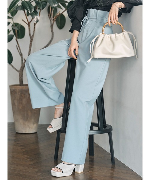 LILY BROWN(リリーブラウン)の「ハイウエストラインパンツ(その他パンツ・レディース・ホワイト/ベージュ/ブルー・1/0)」の6枚目の写真