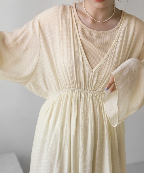 Bab（バブ）の「インナー付きレイヤードエアリーワンピース（ワンピース・レディース・アイボリー/ラベンダー/ピンクベージュ・M）」の5枚目の写真