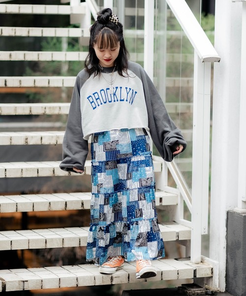 DuKKah（デュカ）の「Dukkah/【低身長向け】ラグランショートスウェット（スウェット・レディース・レッド/スミクロ/サックスブルー・X-SMALL）」の20枚目の写真