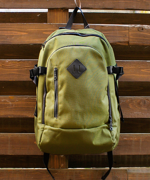 CIAOPANIC（チャオパニック）の「【Ciaopanic】NYLON 2Pocket DAYPACK（バックパック/リュック・メンズ・ブラック/オリーブ/ネイビー・FREE）」の2枚目の写真