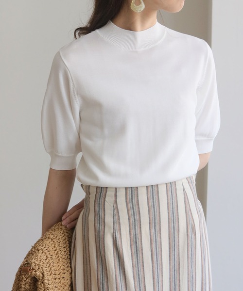 HER CLOSET（ハークローゼット）の「【cheriella】イージーケアドライタッチプチハイネック5分袖無地ニット（ニット/セーター・レディース・ホワイト/ブラック/ピンク/ブルー/スモークピンク/グレイッシュベージュ/レッド/ロイヤルブルー/グリーン・M）」の16枚目の写真