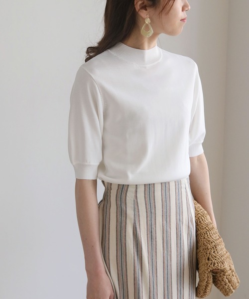 HER CLOSET（ハークローゼット）の「【cheriella】イージーケアドライタッチプチハイネック5分袖無地ニット（ニット/セーター・レディース・ホワイト/ブラック/ピンク/ブルー/スモークピンク/グレイッシュベージュ/レッド/ロイヤルブルー/グリーン・M）」の18枚目の写真