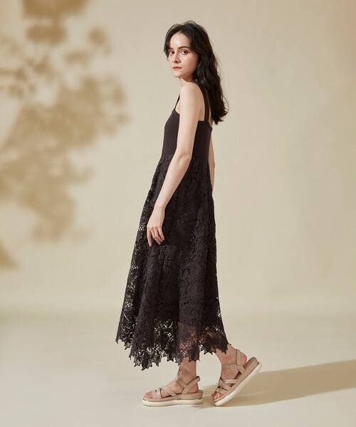 GRACE CLASS（グレースクラス）の「ニットコンビレースワンピース（ワンピース・レディース・ダークブラウン/キナリ・36）」の4枚目の写真