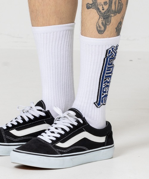 XLARGE（エクストララージ）の「ARROW LETTERING SOCKS（ソックス/靴下・メンズ・ホワイト/ブラック/グリーン・ONE SIZE）」の2枚目の写真