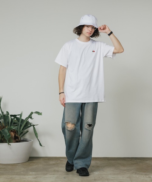 FRUIT OF THE LOOM（フルーツオブザルーム）の「FRUIT OF THE LOOM×ROOPTOKYO/フルーツオブザルーム×ループトウキョウ ワンポイントワッペンS/S Tee Tシャツ 2026年春夏（Tシャツ/カットソー・メンズ・ホワイト/ブラック/ブラック系1/ホワイト系1/ホワイト×パープル/ブラック×グリーン・S/M/L/XL）」の8枚目の写真