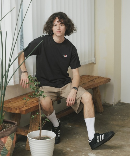 FRUIT OF THE LOOM（フルーツオブザルーム）の「FRUIT OF THE LOOM×ROOPTOKYO/フルーツオブザルーム×ループトウキョウ ワンポイントワッペンS/S Tee Tシャツ 2026年春夏（Tシャツ/カットソー・メンズ・ホワイト/ブラック/ブラック系1/ホワイト系1/ホワイト×パープル/ブラック×グリーン・S/M/L/XL）」の11枚目の写真