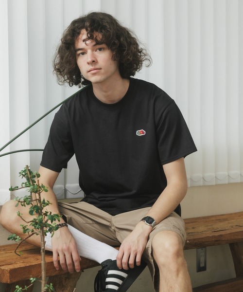 FRUIT OF THE LOOM（フルーツオブザルーム）の「FRUIT OF THE LOOM×ROOPTOKYO/フルーツオブザルーム×ループトウキョウ ワンポイントワッペンS/S Tee Tシャツ 2026年春夏（Tシャツ/カットソー・メンズ・ホワイト/ブラック/ブラック系1/ホワイト系1/ホワイト×パープル/ブラック×グリーン・S/M/L/XL）」の10枚目の写真