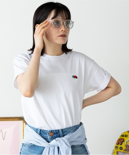 FRUIT OF THE LOOM（フルーツオブザルーム）の「FRUIT OF THE LOOM×ROOPTOKYO/フルーツオブザルーム×ループトウキョウ ワンポイントワッペンS/S Tee Tシャツ 2026年春夏（Tシャツ/カットソー・メンズ・ホワイト/ブラック/ブラック系1/ホワイト系1/ホワイト×パープル/ブラック×グリーン・S/M/L/XL）」の20枚目の写真