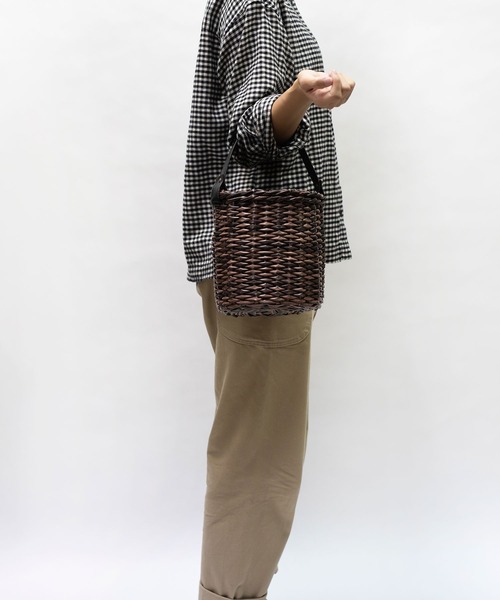  MAKE UP（メイクアップ）の「MAKE UP 軽量PEラウンド 2wayミニトートバッグ/かごバッグ(巾着付)（トートバッグ・レディース・ブラック/ブラウン・FREE）」の12枚目の写真