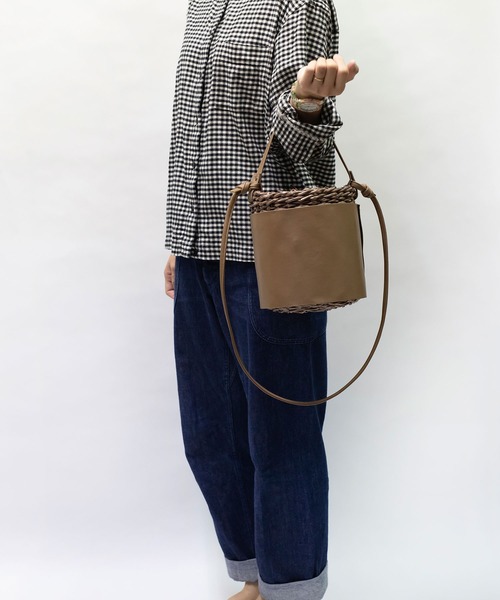  MAKE UP（メイクアップ）の「MAKE UP 軽量PEラウンド 2wayミニトートバッグ/かごバッグ(巾着付)（トートバッグ・レディース・ブラック/ブラウン・FREE）」の17枚目の写真