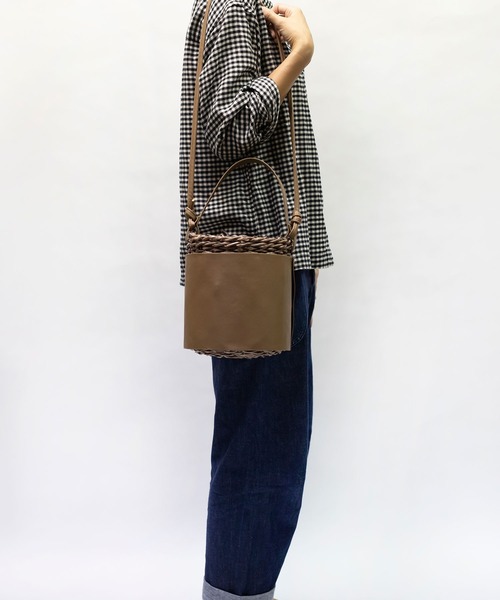  MAKE UP（メイクアップ）の「MAKE UP 軽量PEラウンド 2wayミニトートバッグ/かごバッグ(巾着付)（トートバッグ・レディース・ブラック/ブラウン・FREE）」の18枚目の写真