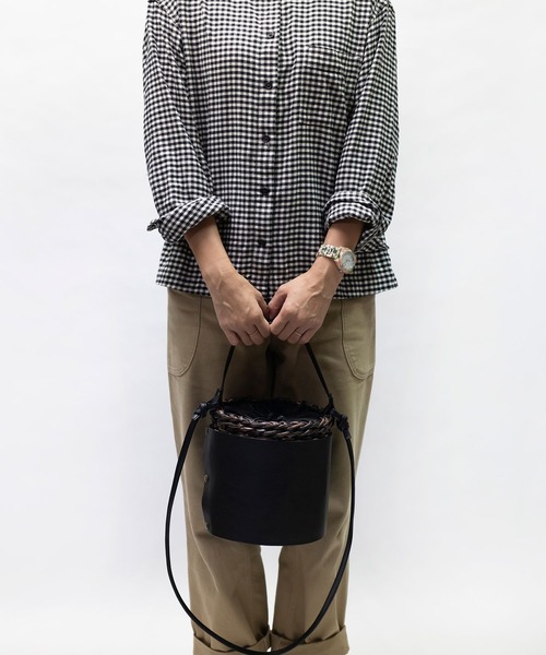  MAKE UP（メイクアップ）の「MAKE UP 軽量PEラウンド 2wayミニトートバッグ/かごバッグ(巾着付)（トートバッグ・レディース・ブラック/ブラウン・FREE）」の4枚目の写真