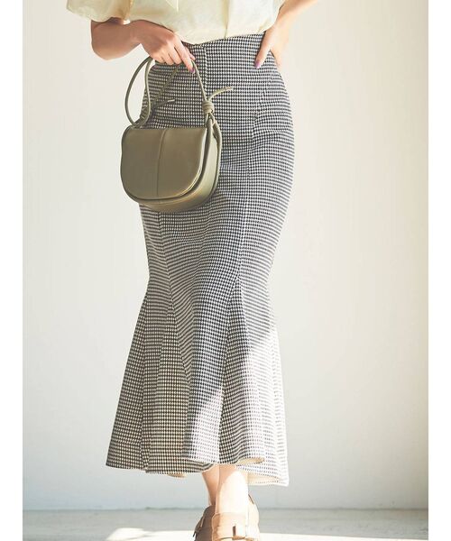 dazzlin（ダズリン）の「ステッチラインマーメイドスカート（スカート・レディース・ブラウン/インディゴブルー/その他1/ベージュ/ブルー・SMALL/MEDIUM）」の19枚目の写真