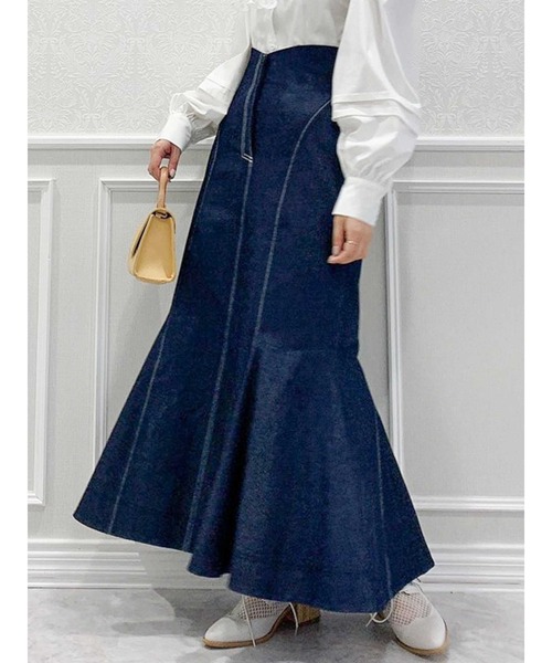 dazzlin（ダズリン）の「ステッチラインマーメイドスカート（スカート・レディース・ブラウン/インディゴブルー/その他1/ベージュ/ブルー・SMALL/MEDIUM）」の3枚目の写真