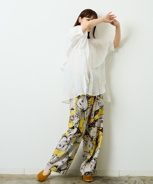HERENCIA（ヘレンチア）の「ケープ風シアーブラウス（シャツ