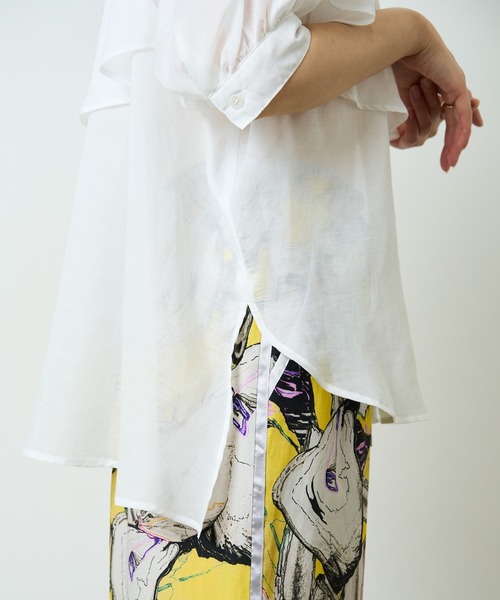 HERENCIA（ヘレンチア）の「ケープ風シアーブラウス（シャツ/ブラウス・レディース・グリーン/イエロー/ホワイト・MEDIUM）」の19枚目の写真