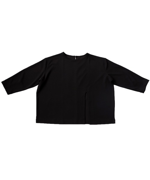 antiqua(アンティカ)の「アーチカットトップス(Tシャツ/カットソー・レディース・ブラック/ベージュ/グリーン・FREE)」の4枚目の写真