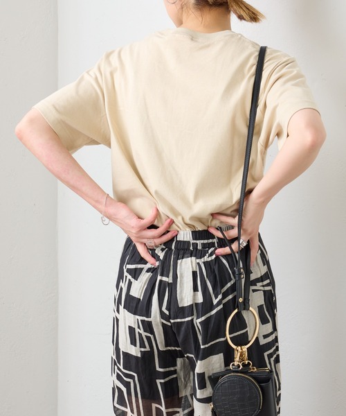 COLONY 2139（コロニートゥーワンスリーナイン）の「メッセージロゴTシャツ / SUPERIOR（Tシャツ/カットソー・レディース・ホワイト/ブラック/ベージュ・FREE）」の21枚目の写真