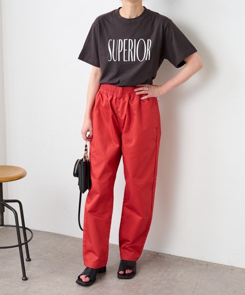 COLONY 2139（コロニートゥーワンスリーナイン）の「メッセージロゴTシャツ / SUPERIOR（Tシャツ/カットソー・レディース・ホワイト/ブラック/ベージュ・FREE）」の10枚目の写真