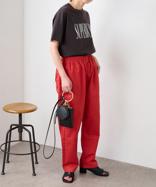 COLONY 2139（コロニートゥーワンスリーナイン）の「メッセージロゴTシャツ / SUPERIOR（Tシャツ/カットソー・レディース・ホワイト/ブラック/ベージュ・FREE）」の11枚目の写真