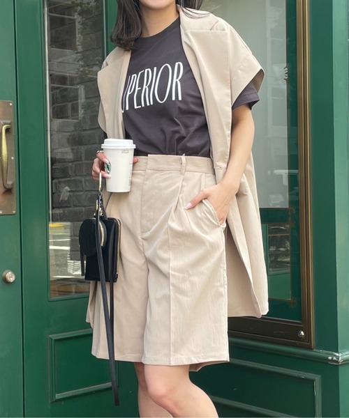 COLONY 2139（コロニートゥーワンスリーナイン）の「メッセージロゴTシャツ / SUPERIOR（Tシャツ/カットソー・レディース・ホワイト/ブラック/ベージュ・FREE）」の18枚目の写真