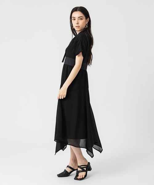UNITED TOKYO（ユナイテッドトウキョウ）の「シアーネックベルト