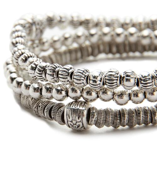 green label relaxing(グリーンレーベルリラクシング)の「GC メタルビーズ3レン/ブレスレット tvl1060(ブレスレット・レディース・シルバー/その他1・フリー)」の3枚目の写真