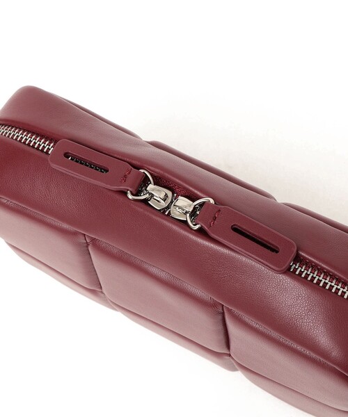 ADD CULUMN（アドカラム）の「ADD CULUMN:PUFF CROSS BODY CHAIN◆（ショルダーバッグ・レディース・ブラック/ライトホワイト/ワイン・ONE SIZE）」の7枚目の写真