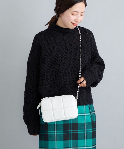 ADD CULUMN（アドカラム）の「ADD CULUMN:PUFF CROSS BODY CHAIN◆（ショルダーバッグ・レディース・ブラック/ライトホワイト/ワイン・ONE SIZE）」の16枚目の写真