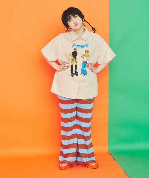 PUNYUS(プニュズ)の「90sアイコン半袖シャツ(シャツ/ブラウス・レディース・ホワイト/ベージュ・2/4/3/1)」の5枚目の写真
