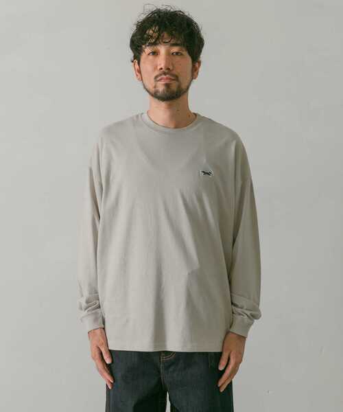 PENNEYS(ぺニーズ)の「『別注』PENNEYS×DOORS THE FOX ワッペンロングTシャツ(Tシャツ/カットソー・メンズ・ホワイト/ブラック/ベージュ/グレー系その他・MEDIUM/LARGE)」の8枚目の写真