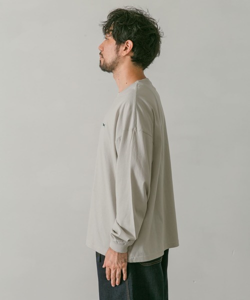 PENNEYS(ぺニーズ)の「『別注』PENNEYS×DOORS THE FOX ワッペンロングTシャツ(Tシャツ/カットソー・メンズ・ホワイト/ブラック/ベージュ/グレー系その他・MEDIUM/LARGE)」の19枚目の写真